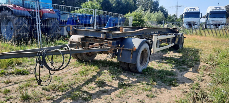 Huffermann HSA1870 Abrollanhänger - Hákový/ Ramenový nosič přívěs: obrázek 1 Huffermann HSA1870 Abrollanhänger - Hákový/ Ramenový nosič přívěs: obrázek 1
