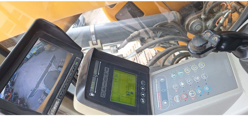 Liebherr 924 - Pásové rýpadlo: obrázek 4 Liebherr 924 - Pásové rýpadlo: obrázek 4