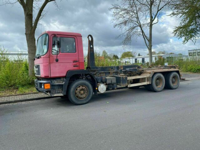 MAN 26.372K 6x4 Abrollkipper AHK Blatt/Blatt - Hákový nosič kontejnerů: obrázek 2 MAN 26.372K 6x4 Abrollkipper AHK Blatt/Blatt - Hákový nosič kontejnerů: obrázek 2