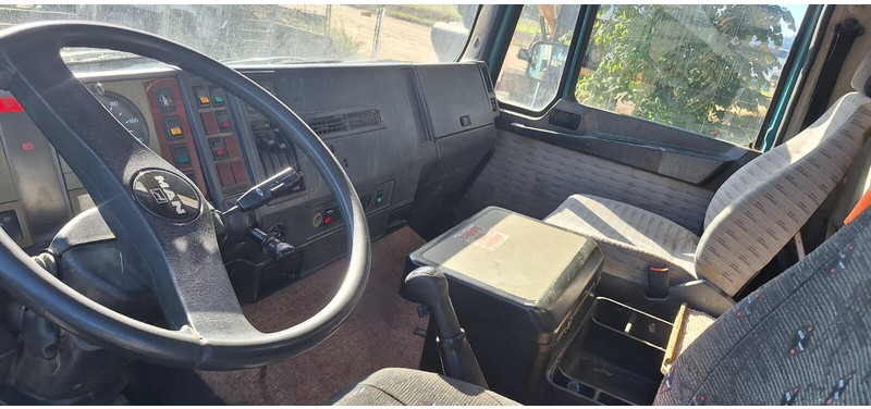 Sklápěč MAN 35.402: obrázek 10 Sklápěč MAN 35.402: obrázek 10