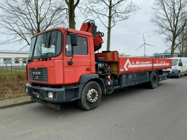 MAN ME18.284 mit Kran Not Aus Hiab 122B - Nákladní automobil valníkový/ Plošinový, Auto s hydraulickou rukou: obrázek 1 MAN ME18.284 mit Kran Not Aus Hiab 122B - Nákladní automobil valníkový/ Plošinový, Auto s hydraulickou rukou: obrázek 1