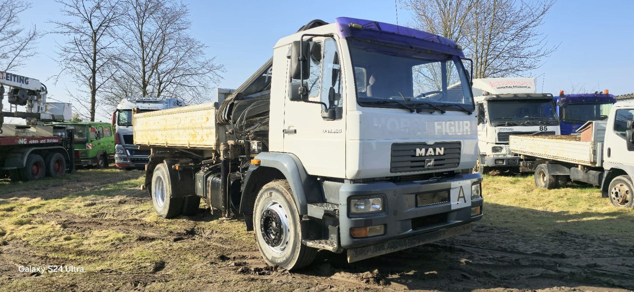 MAN TGM 18.220 4x2 3.S-Kipper mit Kran - Sklápěč, Auto s hydraulickou rukou: obrázek 1 MAN TGM 18.220 4x2 3.S-Kipper mit Kran - Sklápěč, Auto s hydraulickou rukou: obrázek 1