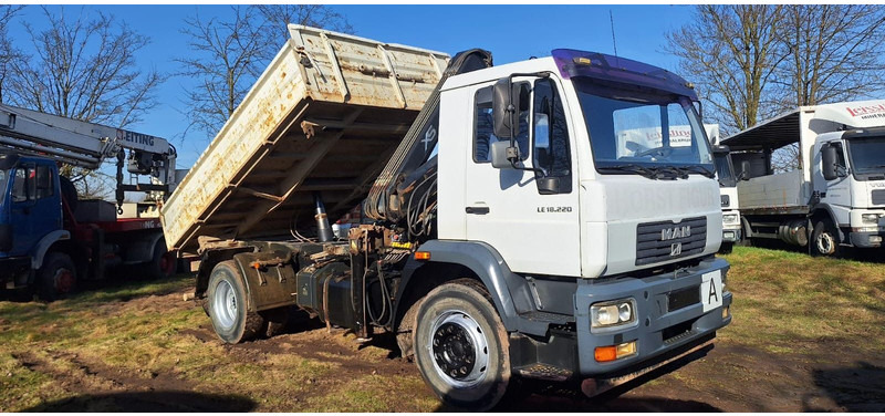 MAN TGM 18.220 4x2 3.S-Kipper mit Kran - Sklápěč, Auto s hydraulickou rukou: obrázek 4 MAN TGM 18.220 4x2 3.S-Kipper mit Kran - Sklápěč, Auto s hydraulickou rukou: obrázek 4