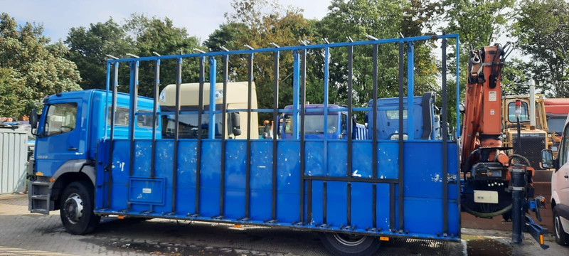 Mercedes-Benz 1828 Pritsche+Glastransport - Nákladní automobil valníkový/ Plošinový, Auto s hydraulickou rukou: obrázek 3 Mercedes-Benz 1828 Pritsche+Glastransport - Nákladní automobil valníkový/ Plošinový, Auto s hydraulickou rukou: obrázek 3