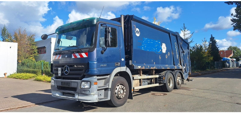 Mercedes-Benz 2632 Müllwgen 6x2 M.Haus Blatt/Luft - Vůz na odvoz odpadků: obrázek 1 Mercedes-Benz 2632 Müllwgen 6x2 M.Haus Blatt/Luft - Vůz na odvoz odpadků: obrázek 1