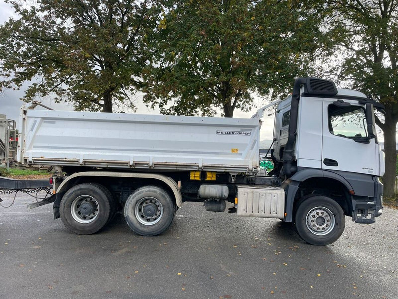 Mercedes-Benz 2648 3348 - Sklápěč: obrázek 3 Mercedes-Benz 2648 3348 - Sklápěč: obrázek 3