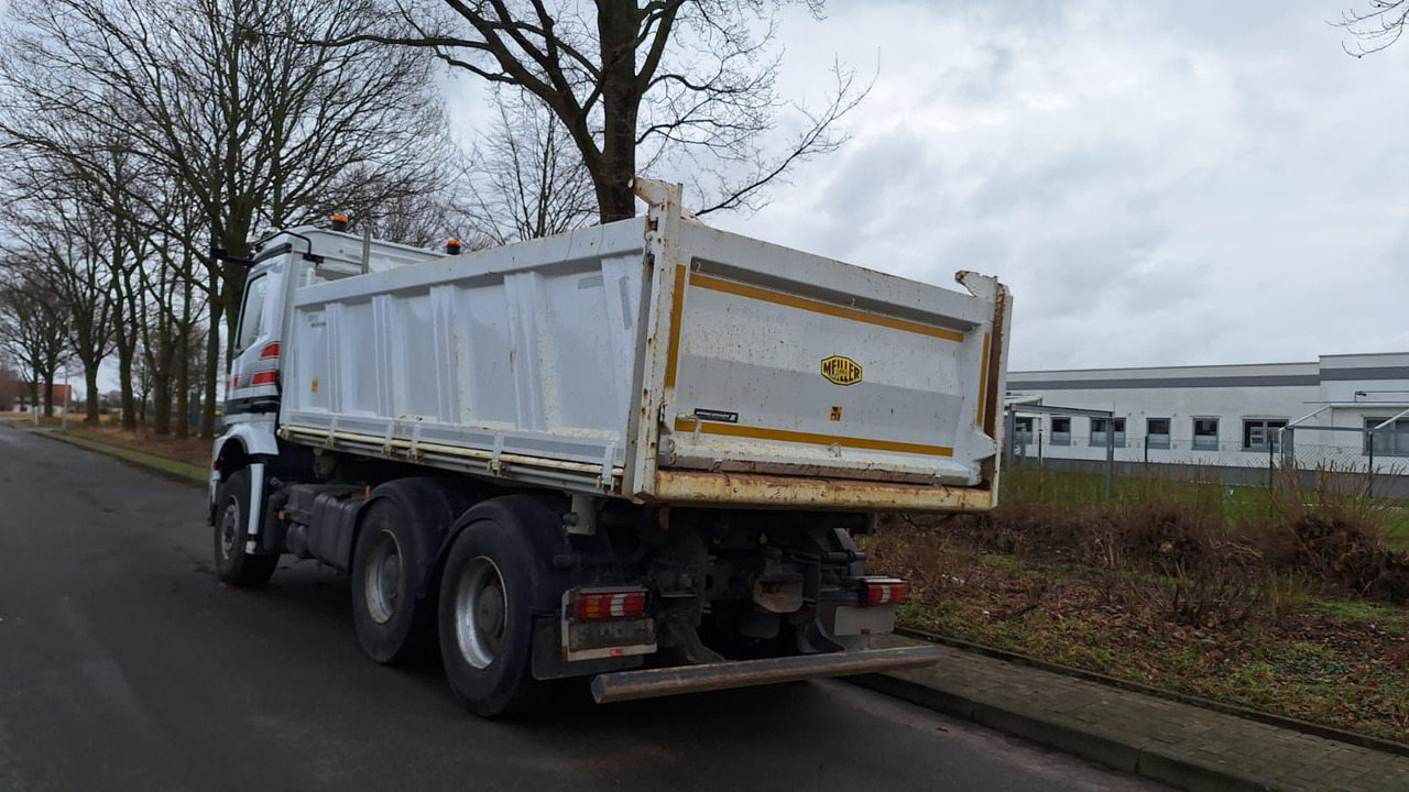Mercedes-Benz 2651 3351K 6x6 HD Arocs 5 Nur Aufbau - Sklápěč: obrázek 1 Mercedes-Benz 2651 3351K 6x6 HD Arocs 5 Nur Aufbau - Sklápěč: obrázek 1