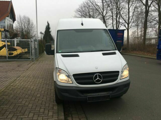 Mercedes-Benz 300-serie 313 cdi Sprinter German Truck - Furgon: obrázek 1 Mercedes-Benz 300-serie 313 cdi Sprinter German Truck - Furgon: obrázek 1