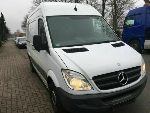Mercedes-Benz 300-serie 313 cdi Sprinter German Truck - Furgon: obrázek 3 Mercedes-Benz 300-serie 313 cdi Sprinter German Truck - Furgon: obrázek 3