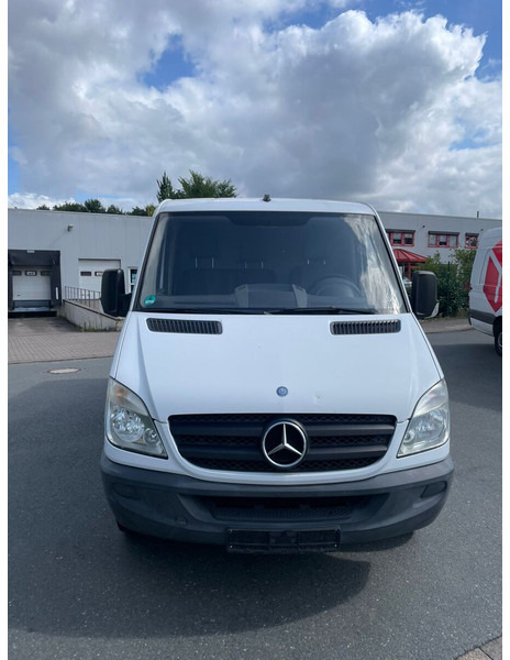 Mercedes-Benz Sprinter 315 - Furgon: obrázek 3 Mercedes-Benz Sprinter 315 - Furgon: obrázek 3