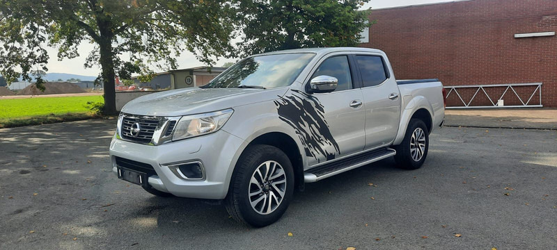 Nissan Navara NP300 N-Connecta Double Cab 4x4 - Osobní auto: obrázek 1 Nissan Navara NP300 N-Connecta Double Cab 4x4 - Osobní auto: obrázek 1