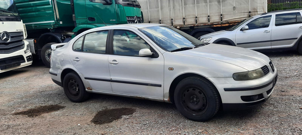 Seat Toledo Signo 1,8 20V Autom. - Sedan: obrázek 1 Seat Toledo Signo 1,8 20V Autom. - Sedan: obrázek 1