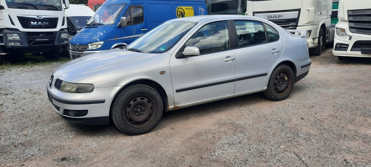 Seat Toledo Signo 1,8 20V Autom. - Sedan: obrázek 4 Seat Toledo Signo 1,8 20V Autom. - Sedan: obrázek 4