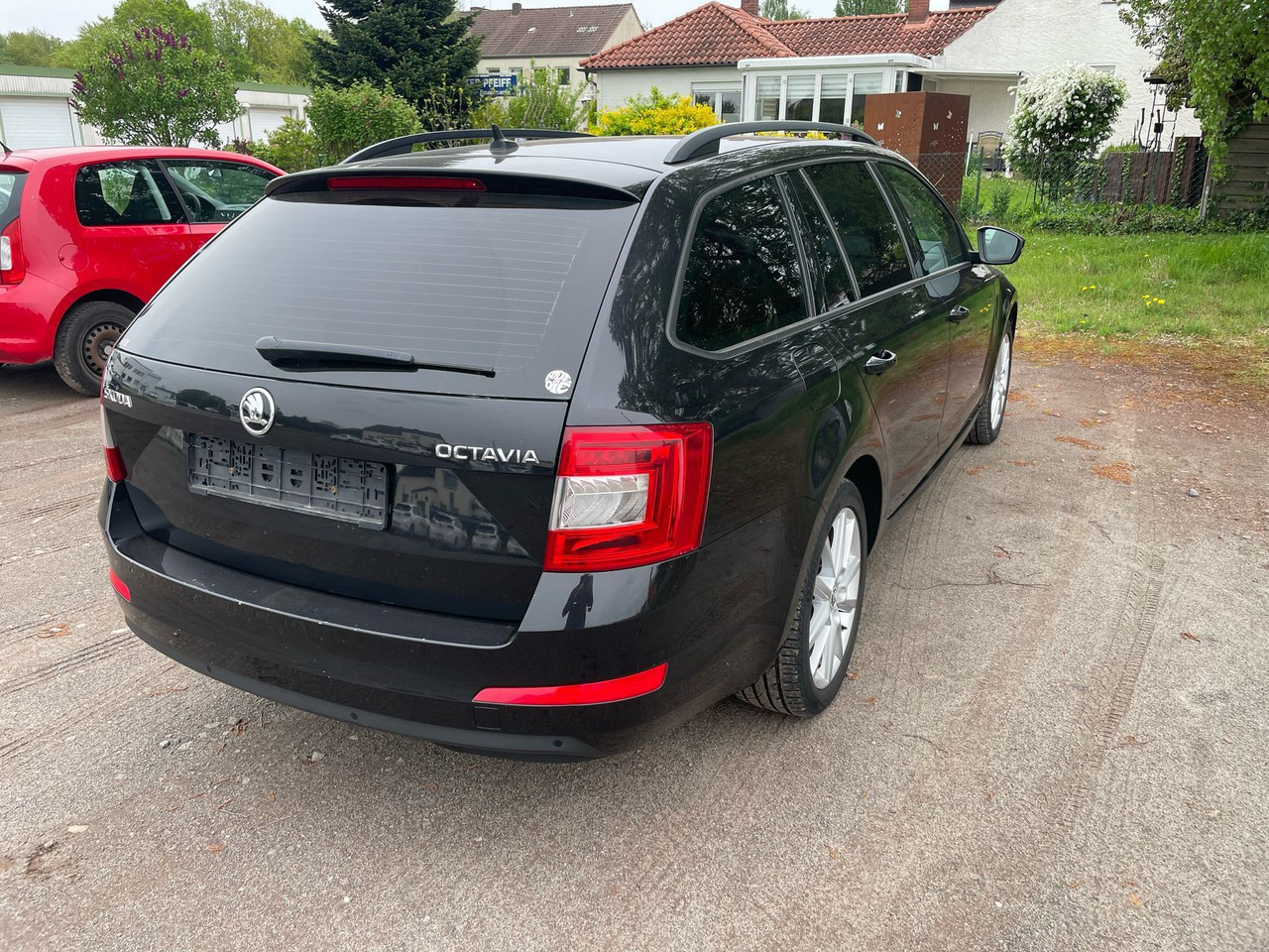 Skoda Octavia 2.0 TDI Green tec Solution Combi - Osobní auto: obrázek 3 Skoda Octavia 2.0 TDI Green tec Solution Combi - Osobní auto: obrázek 3