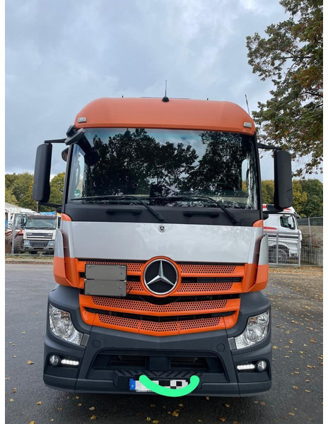 Mercedes-Benz Actros 1843 - Tahač: obrázek 3 Mercedes-Benz Actros 1843 - Tahač: obrázek 3