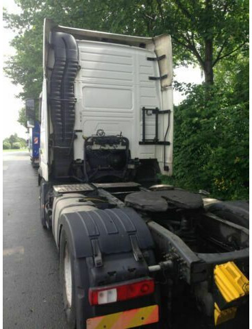 Volvo FH 440 G.Haus-Hochdach Euro:4 German Truck - Tahač: obrázek 4 Volvo FH 440 G.Haus-Hochdach Euro:4 German Truck - Tahač: obrázek 4