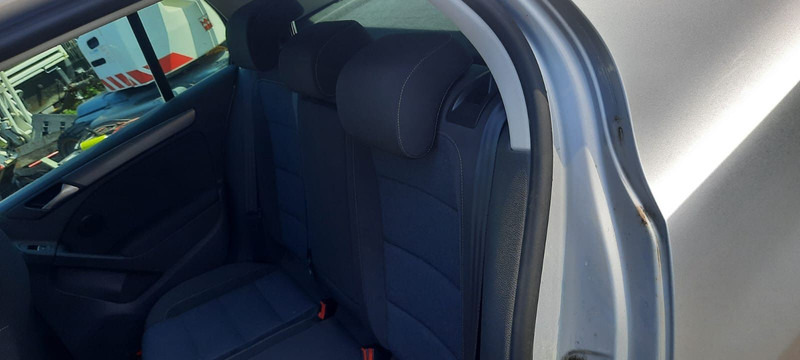 Volkswagen Golf - Osobní auto: obrázek 5 Volkswagen Golf - Osobní auto: obrázek 5