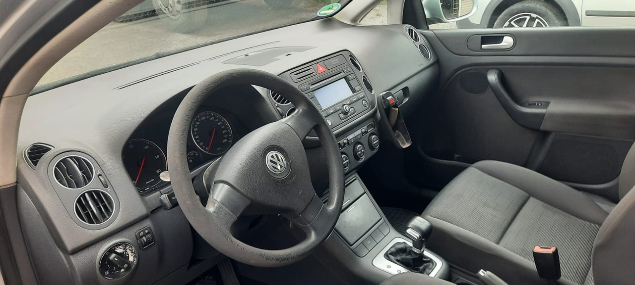 Volkswagen Golf Plus 1.9 TDI DSG DPF Comfortline - Sedan: obrázek 5 Volkswagen Golf Plus 1.9 TDI DSG DPF Comfortline - Sedan: obrázek 5