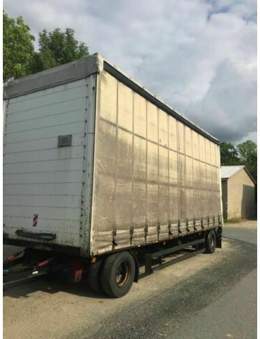 Volvo FH12-420 Euro:4Plane Spriegel mit LBW 3000kg - Plachtový nákladní auto: obrázek 5 Volvo FH12-420 Euro:4Plane Spriegel mit LBW 3000kg - Plachtový nákladní auto: obrázek 5