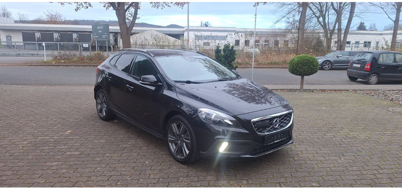 Volvo V40 Cross Country You! - Osobní auto: obrázek 1 Volvo V40 Cross Country You! - Osobní auto: obrázek 1