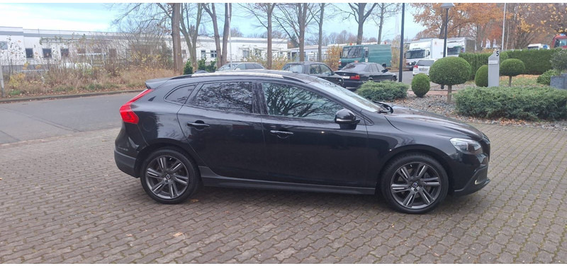 Volvo V40 Cross Country You! - Osobní auto: obrázek 3 Volvo V40 Cross Country You! - Osobní auto: obrázek 3