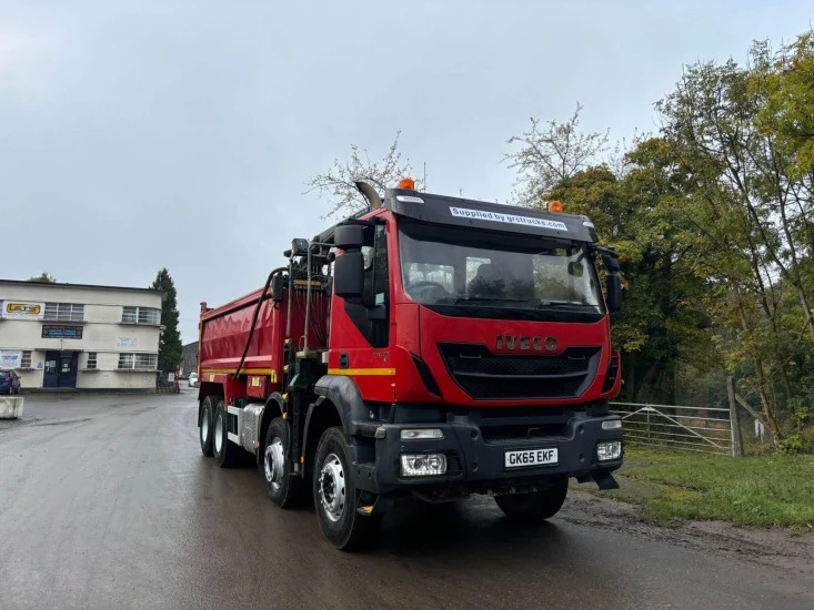 2016 Iveco Trakker Tipper/Grab Truck EKF - Sklápěč: obrázek 5 2016 Iveco Trakker Tipper/Grab Truck EKF - Sklápěč: obrázek 5