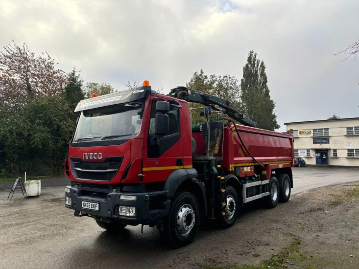 2016 Iveco Trakker Tipper/Grab Truck EKF - Sklápěč: obrázek 3 2016 Iveco Trakker Tipper/Grab Truck EKF - Sklápěč: obrázek 3