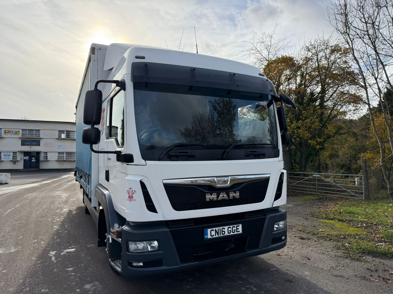 2016 MAN TGL Curtainside Truck - Plachtový nákladní auto: obrázek 3 2016 MAN TGL Curtainside Truck - Plachtový nákladní auto: obrázek 3