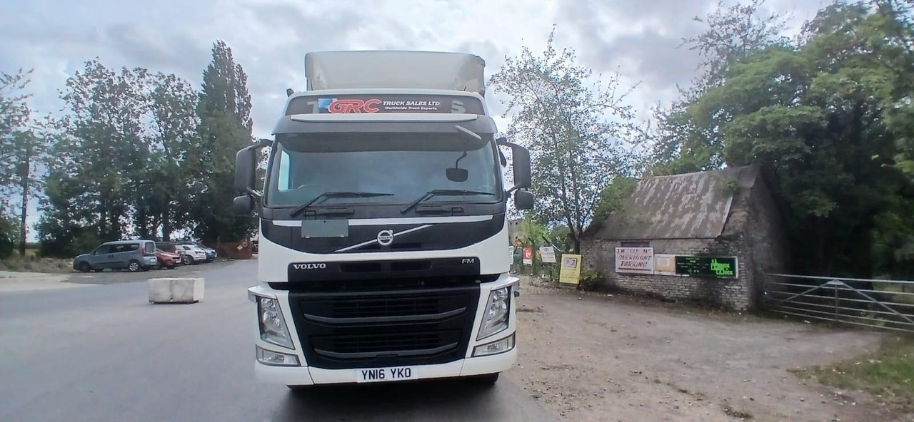 2016 Volvo FM 330 Curtainside Truck - Plachtový nákladní auto: obrázek 3 2016 Volvo FM 330 Curtainside Truck - Plachtový nákladní auto: obrázek 3