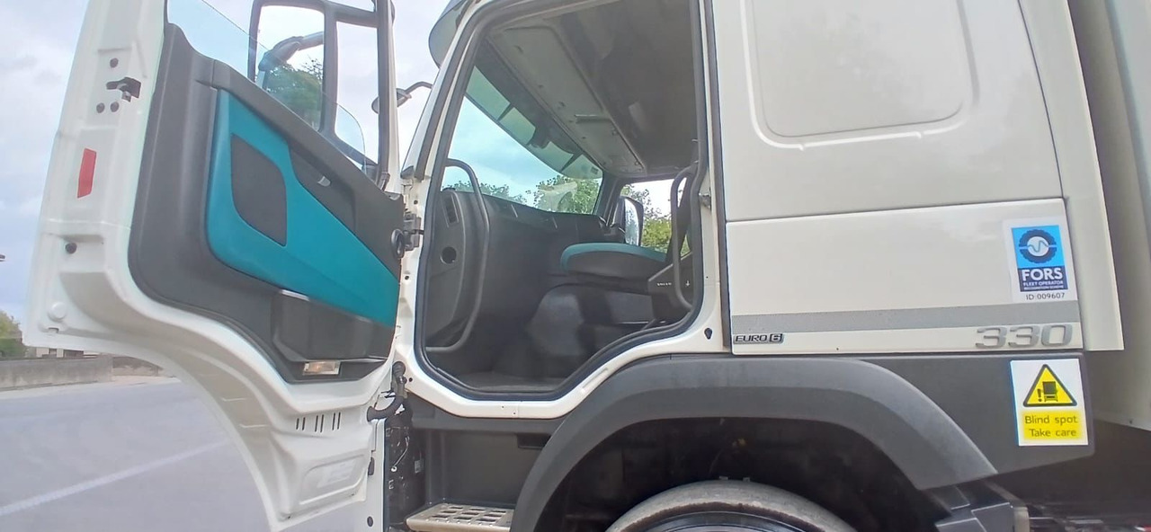 Plachtový nákladní auto 2016 Volvo FM 330 Curtainside Truck: obrázek 26