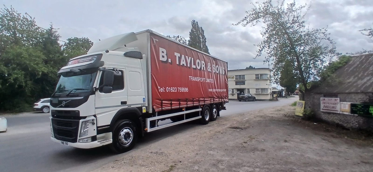 Plachtový nákladní auto 2016 Volvo FM 330 Curtainside Truck: obrázek 13
