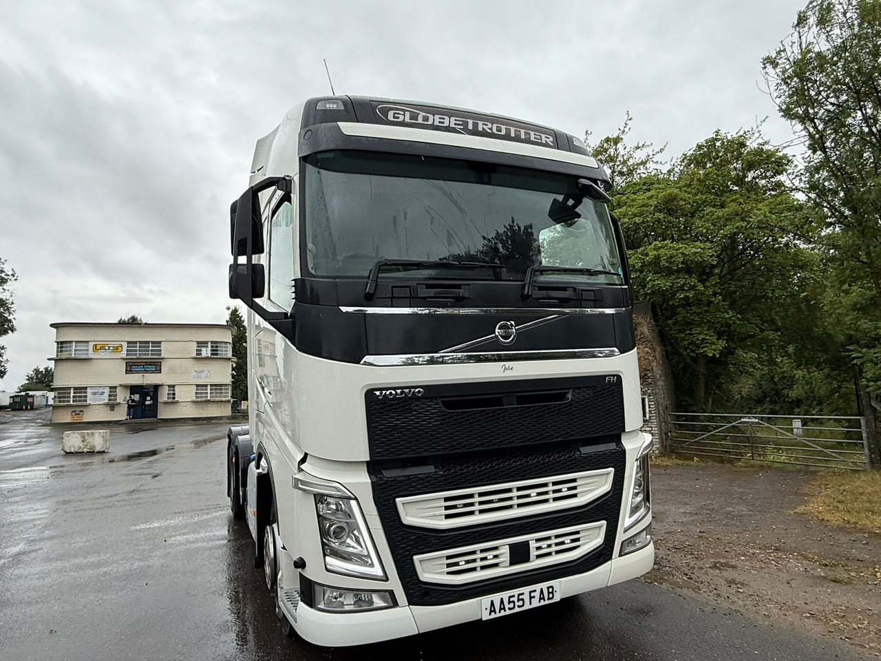 2016 Volvo FH 460 Tractor Unit - Tahač: obrázek 2 2016 Volvo FH 460 Tractor Unit - Tahač: obrázek 2