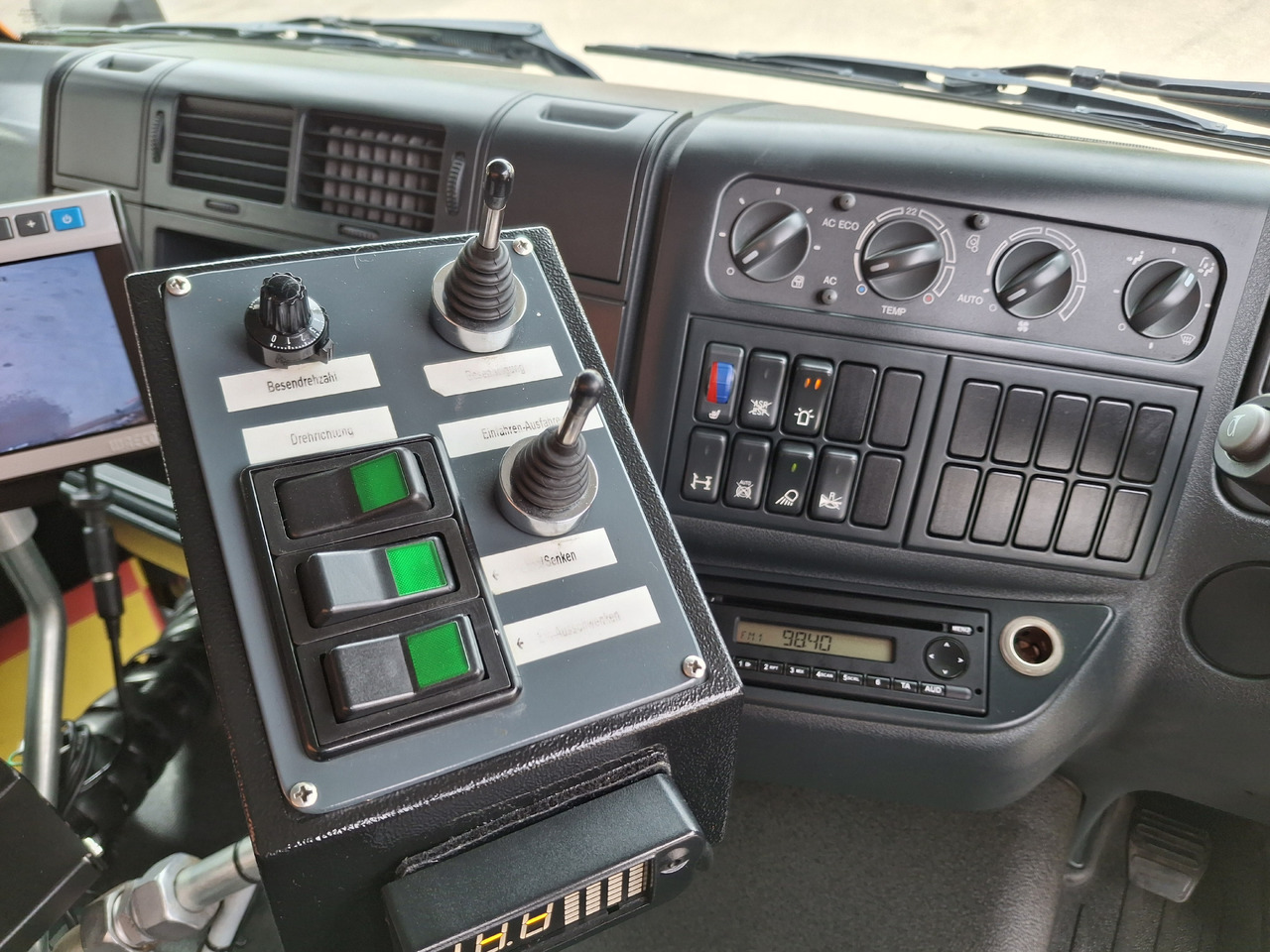 Zametací vůz MAN TGM 18.250 Zamiatarka Kupper Weisser BROCK 2 Motoren Szczotki L/R PM10 Odchwaszczarka: obrázek 24