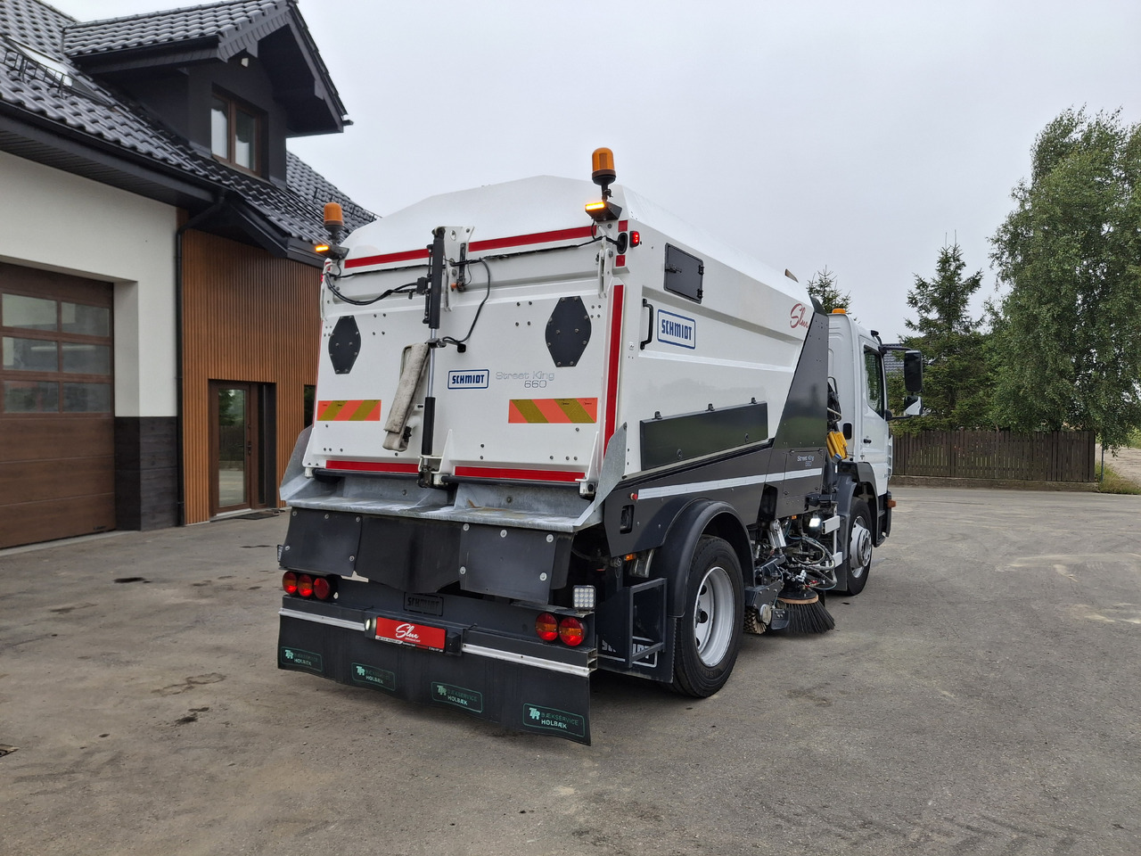 MERCEDES-BENZ Atego 1523 Zamiatarka Kehrmaschine Schmidt Street King 660 Euro 6 PM10 2 Motoren Szczotki L/R 2016r - Zametací vůz: obrázek 4 MERCEDES-BENZ Atego 1523 Zamiatarka Kehrmaschine Schmidt Street King 660 Euro 6 PM10 2 Motoren Szczotki L/R 2016r - Zametací vůz: obrázek 4