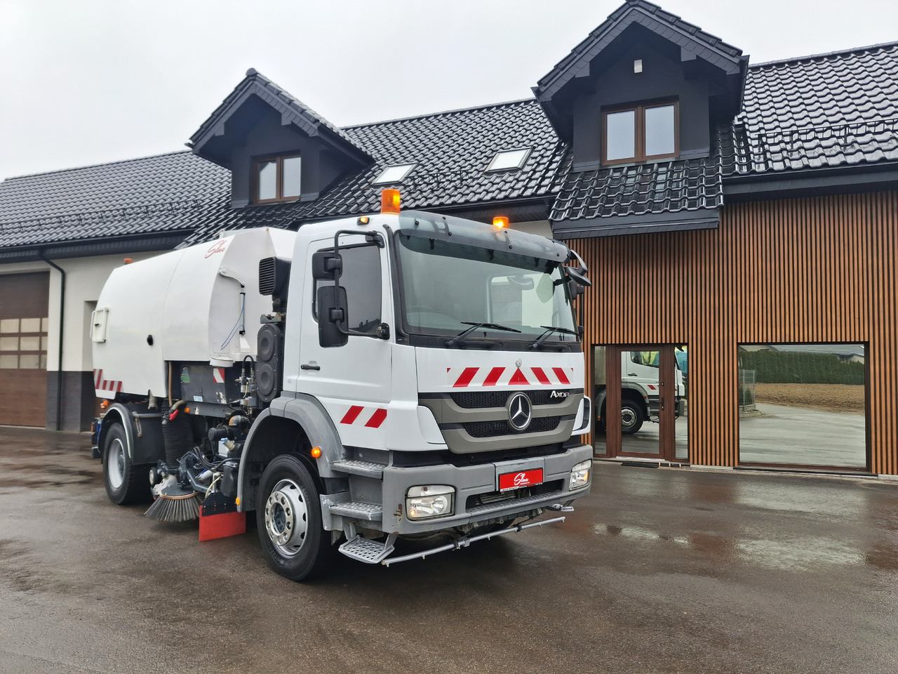 MERCEDES-BENZ Axor 1829 Zamiatarka Kehrmaschine Johnston 2 Motoren Karcher L/R - Zametací vůz: obrázek 1 MERCEDES-BENZ Axor 1829 Zamiatarka Kehrmaschine Johnston 2 Motoren Karcher L/R - Zametací vůz: obrázek 1