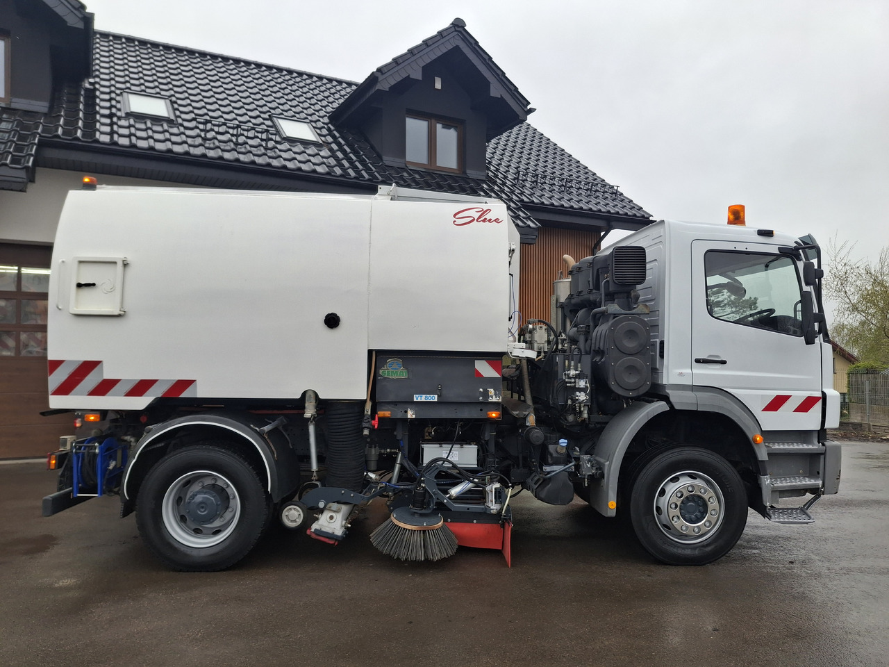 MERCEDES-BENZ Axor 1829 Zamiatarka Kehrmaschine Johnston 2 Motoren Karcher L/R - Zametací vůz: obrázek 5 MERCEDES-BENZ Axor 1829 Zamiatarka Kehrmaschine Johnston 2 Motoren Karcher L/R - Zametací vůz: obrázek 5