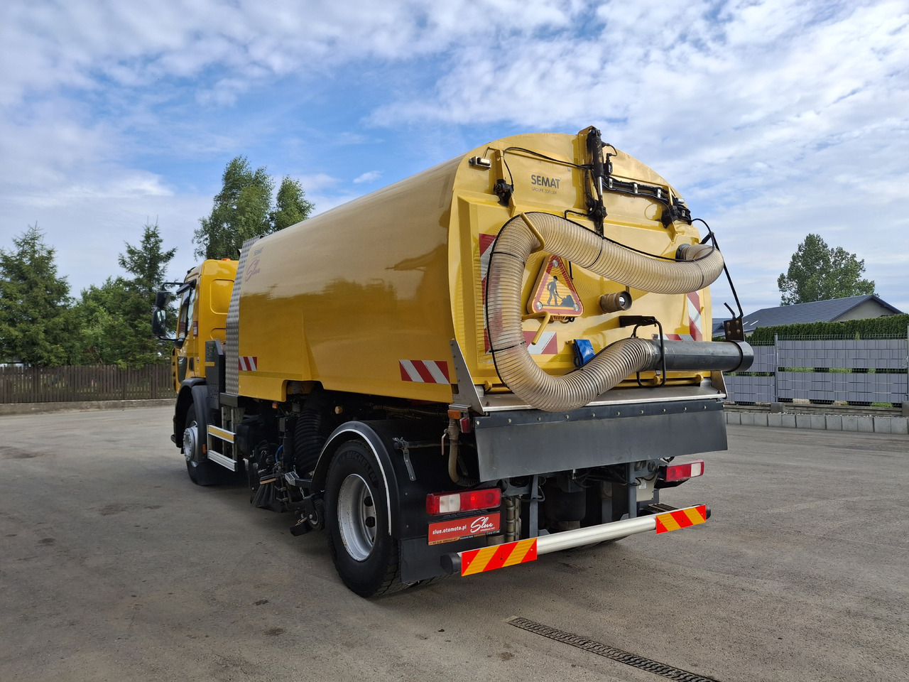 RENAULT C280 SEMAT ZOELLER Zamiatarka Kehrmaschine Euro 6 PM Karcher L/R 2 Motoren 2018r Hochdruckreinigung - Zametací vůz: obrázek 4 RENAULT C280 SEMAT ZOELLER Zamiatarka Kehrmaschine Euro 6 PM Karcher L/R 2 Motoren 2018r Hochdruckreinigung - Zametací vůz: obrázek 4