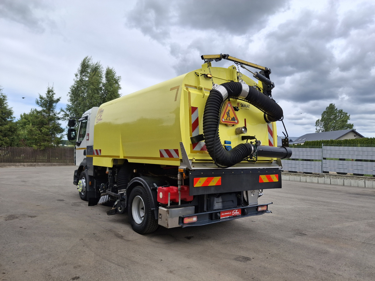 RENAULT D16 Zamiatarka Kehrmaschine SEMAT Zoeller FAUN Karcher Szczotki L/R Hydrostat Euro 6 PM10 Rura Do Liści - Zametací vůz: obrázek 4 RENAULT D16 Zamiatarka Kehrmaschine SEMAT Zoeller FAUN Karcher Szczotki L/R Hydrostat Euro 6 PM10 Rura Do Liści - Zametací vůz: obrázek 4