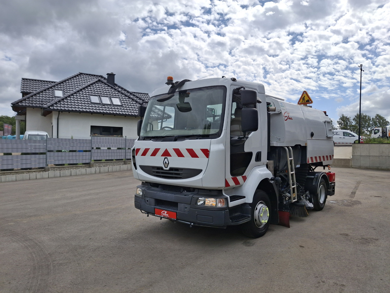 RENAULT Midlum 220 Zamiatarka Johnston VS500 Szczotki L/R Obie Strony Napęd Hydrostatyczny 2012r - Zametací vůz: obrázek 3 RENAULT Midlum 220 Zamiatarka Johnston VS500 Szczotki L/R Obie Strony Napęd Hydrostatyczny 2012r - Zametací vůz: obrázek 3
