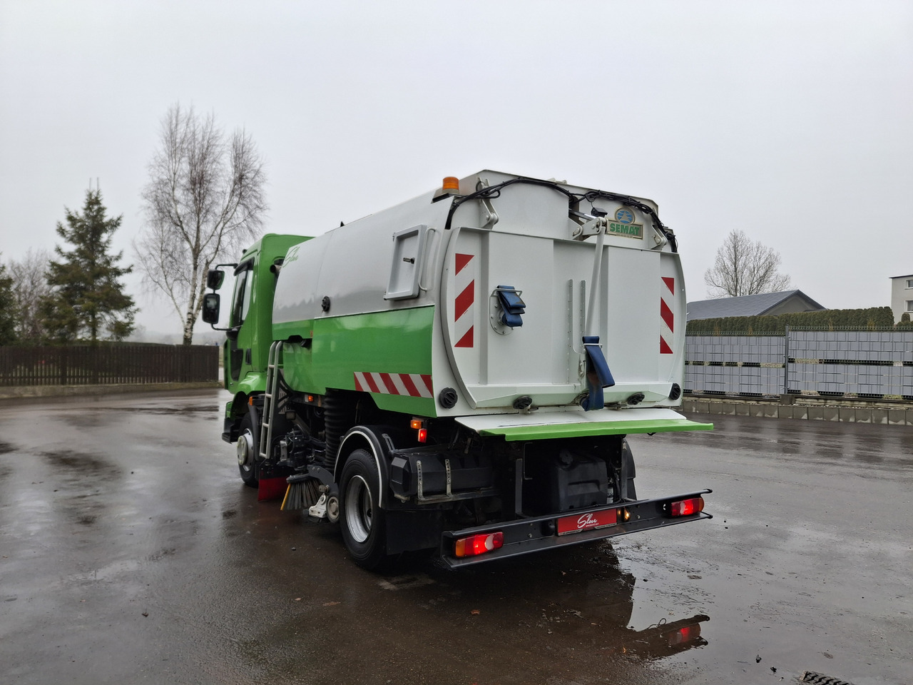 Renault Midlum 220 Zamiatarka Kehrmaschine 2 Motoren L/R EURO 5 Johnston SEMAT - Zametací vůz: obrázek 2 Renault Midlum 220 Zamiatarka Kehrmaschine 2 Motoren L/R EURO 5 Johnston SEMAT - Zametací vůz: obrázek 2