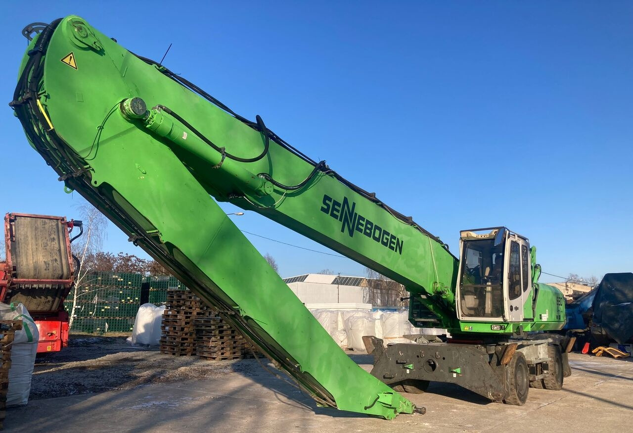 Sennebogen 830 - Překládkové rypadlo: obrázek 4 Sennebogen 830 - Překládkové rypadlo: obrázek 4