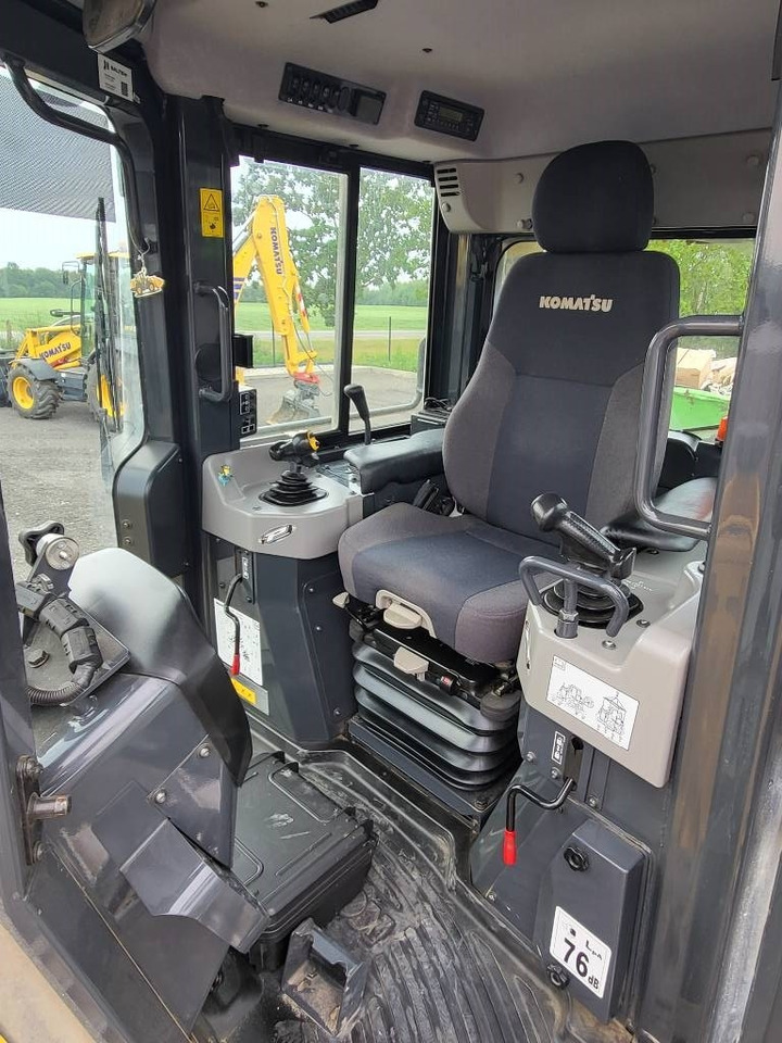 Komatsu D 51 EXi/PXi-24 - Buldozer: obrázek 5 Komatsu D 51 EXi/PXi-24 - Buldozer: obrázek 5