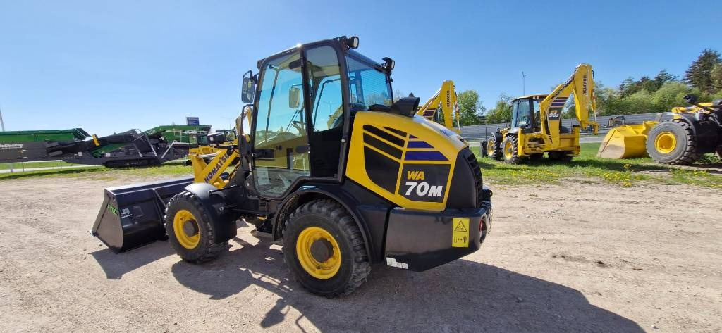 Komatsu WA 70 - Kolový nakladač: obrázek 3 Komatsu WA 70 - Kolový nakladač: obrázek 3
