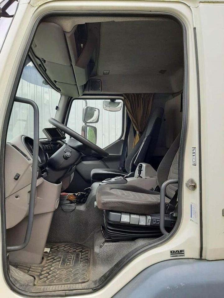 DAF FA 45.180 4X2 KITCHEN - Skříňový nákladní auto: obrázek 5 DAF FA 45.180 4X2 KITCHEN - Skříňový nákladní auto: obrázek 5