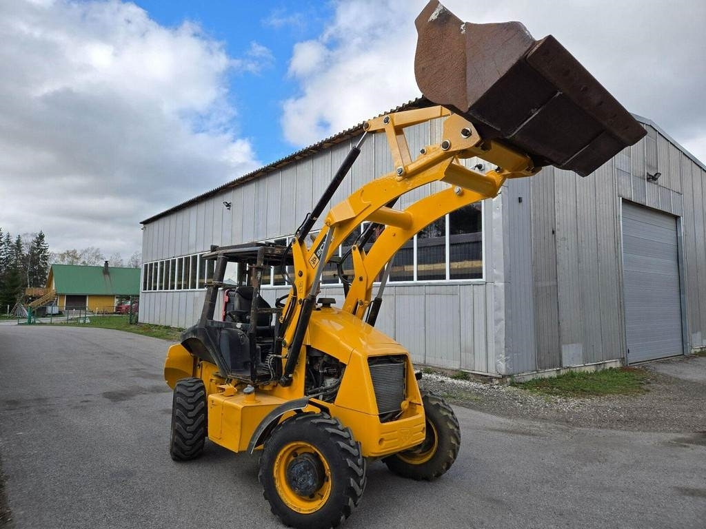 JCB 2CX - Kolový nakladač: obrázek 2 JCB 2CX - Kolový nakladač: obrázek 2
