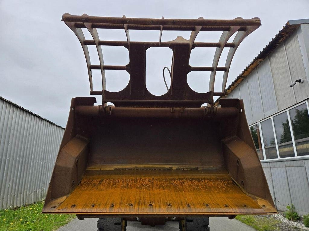 Komatsu WA200PZ-6 - Kolový nakladač: obrázek 4 Komatsu WA200PZ-6 - Kolový nakladač: obrázek 4