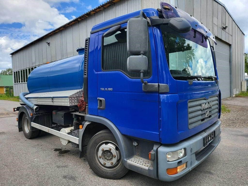MAN TGL 8.180 4X2 VACUUM 4m³ - Čistič odpadových jam: obrázek 5 MAN TGL 8.180 4X2 VACUUM 4m³ - Čistič odpadových jam: obrázek 5