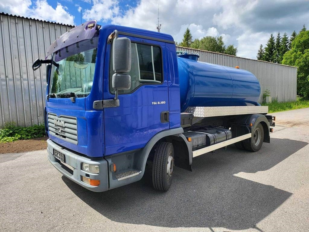 MAN TGL 8.180 4X2 VACUUM 4m³ - Čistič odpadových jam: obrázek 1 MAN TGL 8.180 4X2 VACUUM 4m³ - Čistič odpadových jam: obrázek 1
