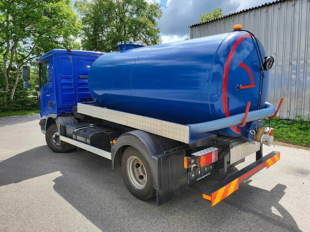 MAN TGL 8.180 4X2 VACUUM 4m³ - Čistič odpadových jam: obrázek 3 MAN TGL 8.180 4X2 VACUUM 4m³ - Čistič odpadových jam: obrázek 3