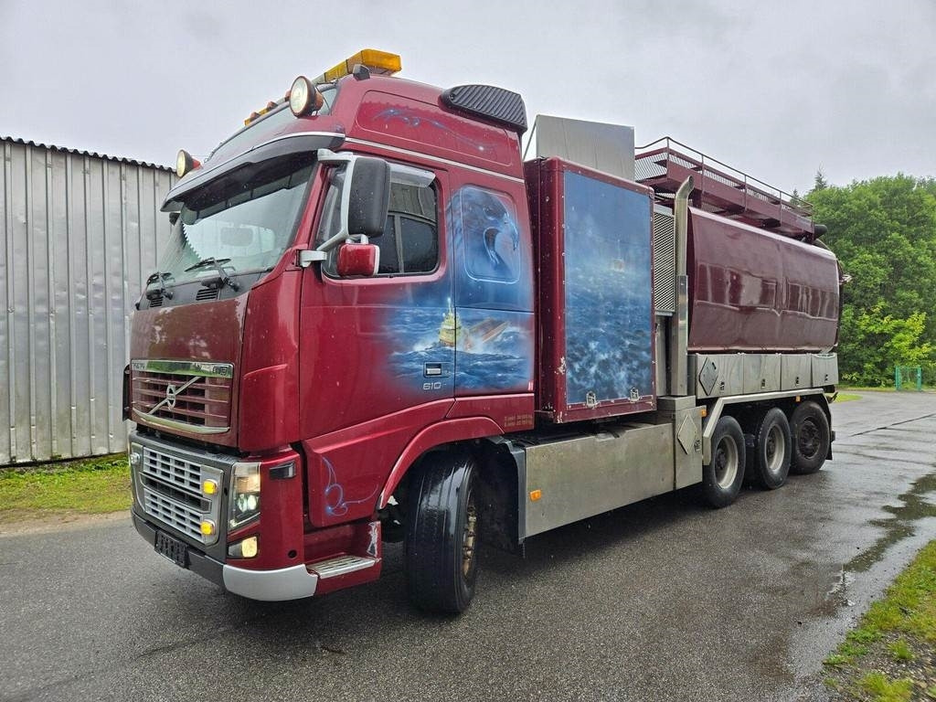 Volvo FH16 610 8X4 FICO ADR 9.9m³ + 11.8m³ - Čistič odpadových jam: obrázek 1 Volvo FH16 610 8X4 FICO ADR 9.9m³ + 11.8m³ - Čistič odpadových jam: obrázek 1